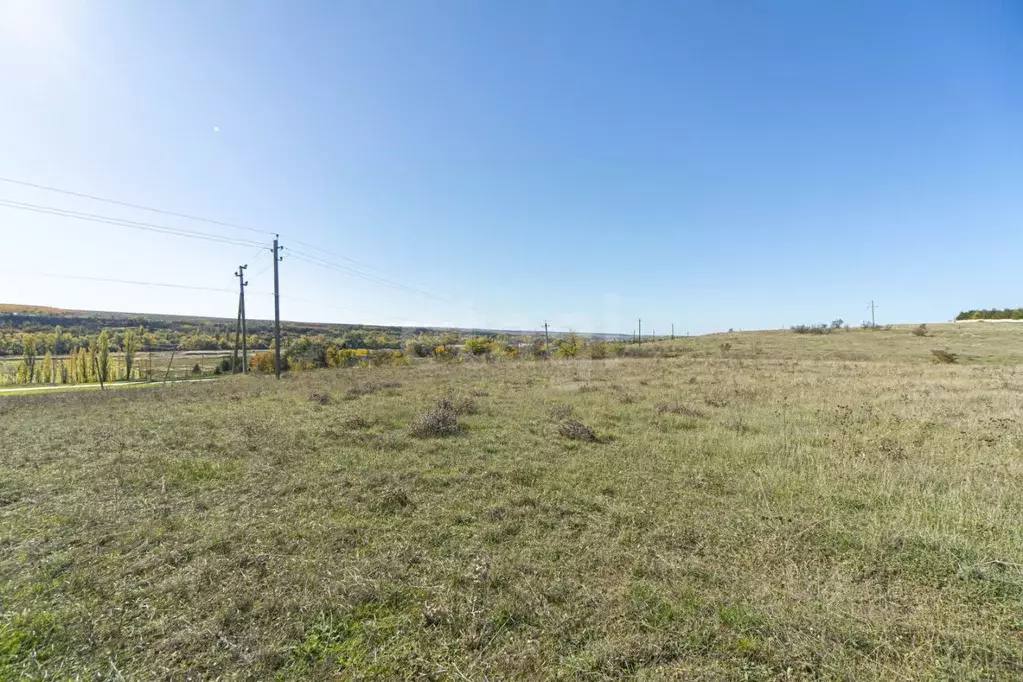 Участок в Крым, Бахчисарайский район, Каштановское с/пос, с. Отрадное ... - Фото 1