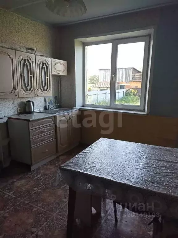 Дом в Кемеровская область, Крапивинский пгт ул. Рекордная (65 м) - Фото 0