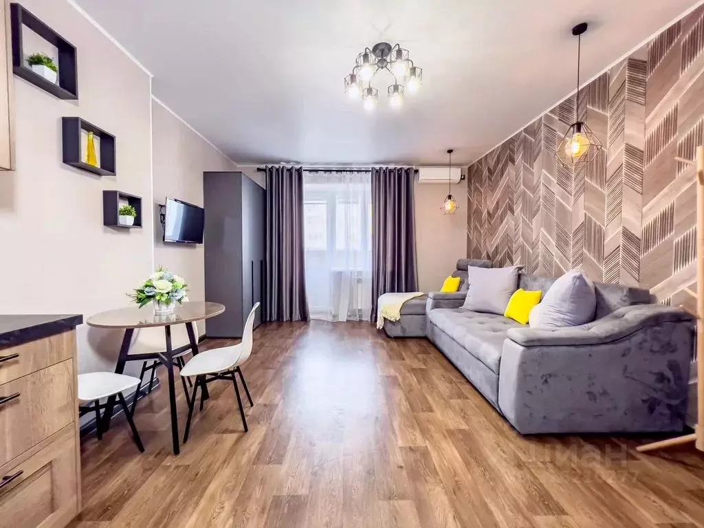 Студия Оренбургская область, Оренбург Салмышская ул., 52/3 (25.0 м) - Фото 1