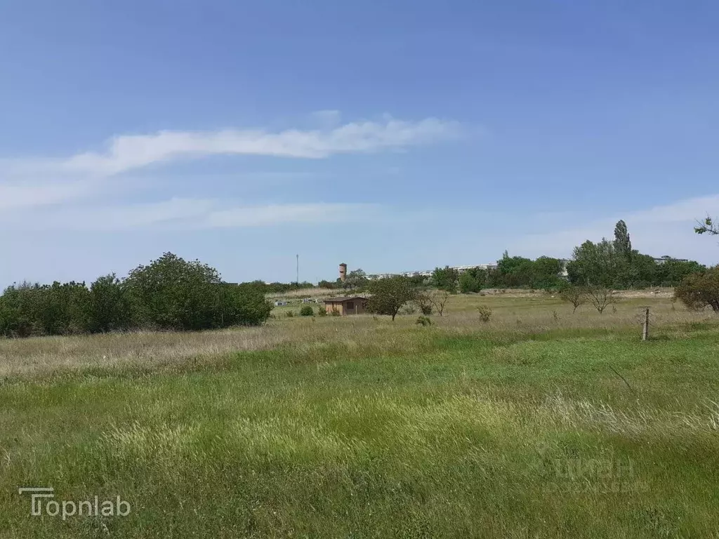 Участок в Крым, Симферопольский район, пос. Школьное ул. Мира (6.0 ... - Фото 2