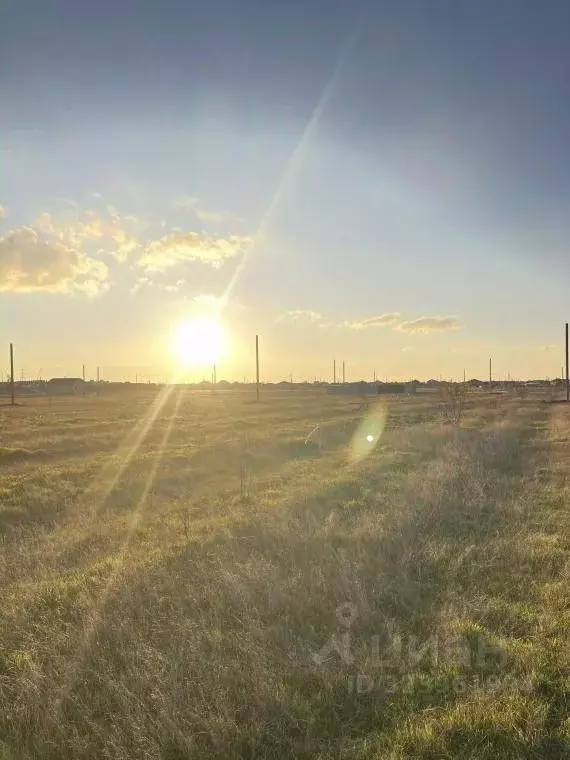 Участок в Крым, Симферопольский район, Николаевка пгт ул. Советская ... - Фото 2