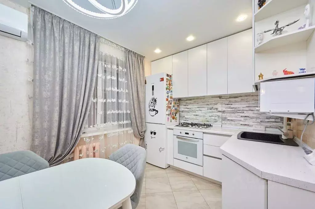 Квартира, 3 комнаты, 75 м - Фото 0
