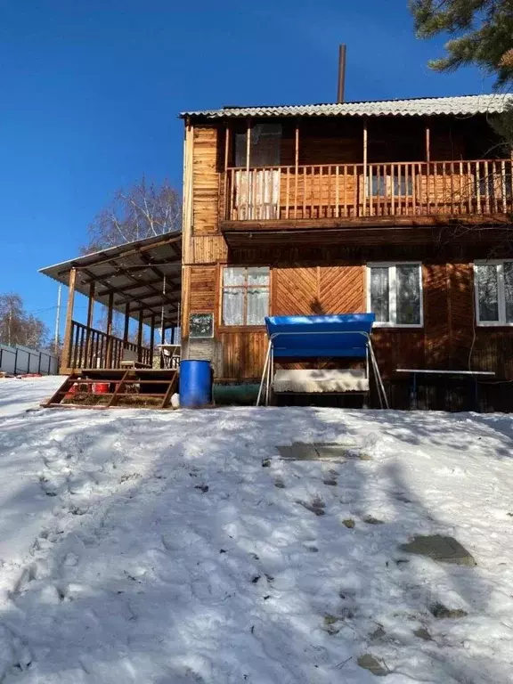 Дом в Саха (Якутия), Якутск городской округ, с. Маган  (90 м) - Фото 1