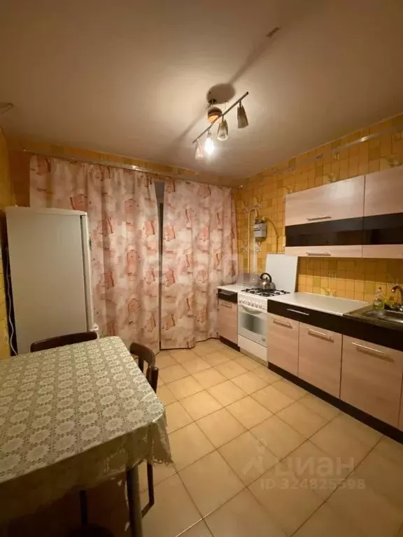 2-к кв. Ленинградская область, Волхов Южный бул., 5 (46.8 м) - Фото 1