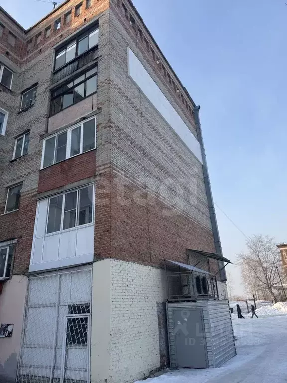 2-к кв. Кемеровская область, Кемерово Новогодняя ул., 4 (49.4 м) - Фото 2