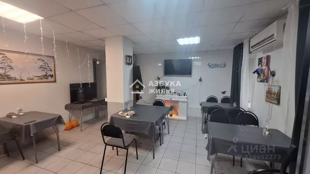 Торговая площадь в Астраханская область, Астрахань ул. Мусы Джалиля, ... - Фото 1