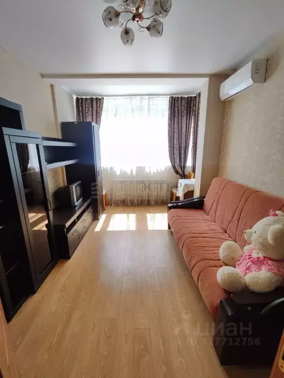 2-к кв. Краснодарский край, Геленджик Дивноморская ул., 37к9 (55.0 м) - Фото 0