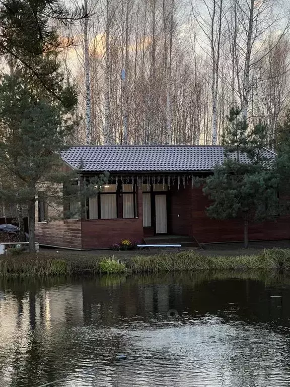 Дом в Смоленская область, Смоленский муниципальный округ, д. Уфинье ... - Фото 0