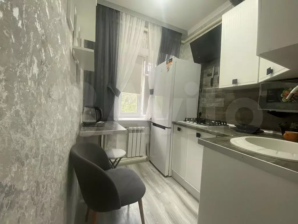 1-к. квартира, 30 м, 3/3 эт. - Фото 0