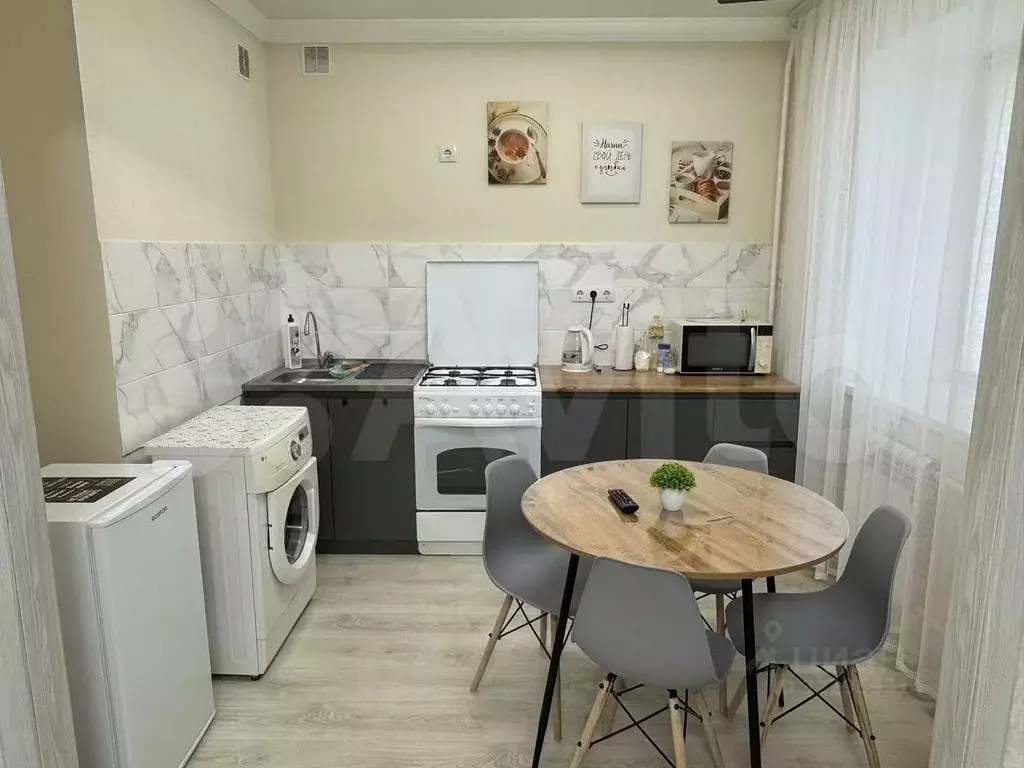 1-к кв. Оренбургская область, Орск 6-й мкр, 4 (30.0 м) - Фото 1