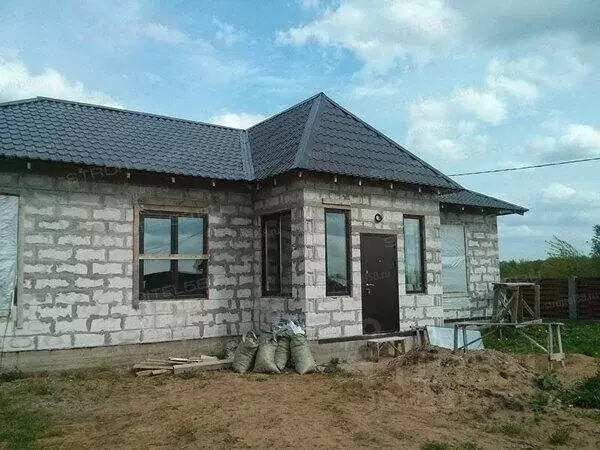 Дом в Кировская область, Слободской район, Шиховское с/пос, д. ... - Фото 1