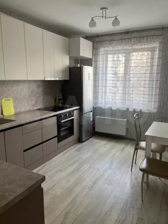 3-к. квартира, 70 м, 3/10 эт. - Фото 0
