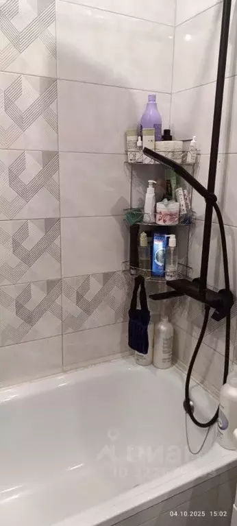 2-к кв. Саха (Якутия), Якутск ул. Автострада 50 лет Октября, 4/2 (53.0 ... - Фото 2