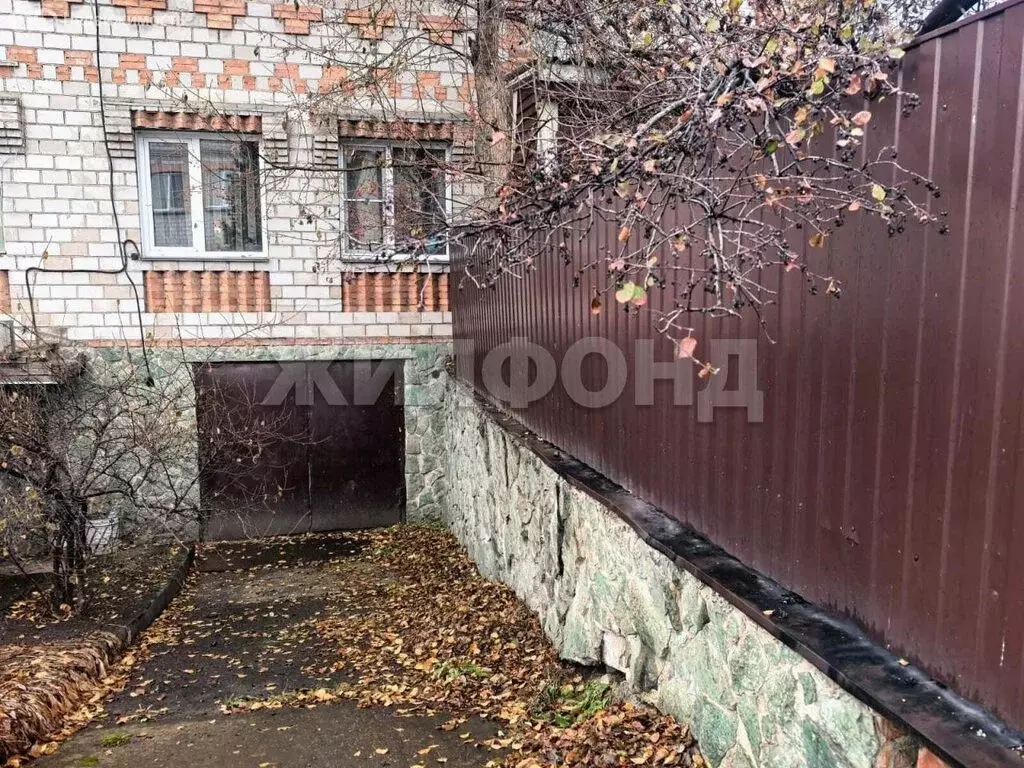 Дом в Абакан, Белоярская улица (227 м) - Фото 2