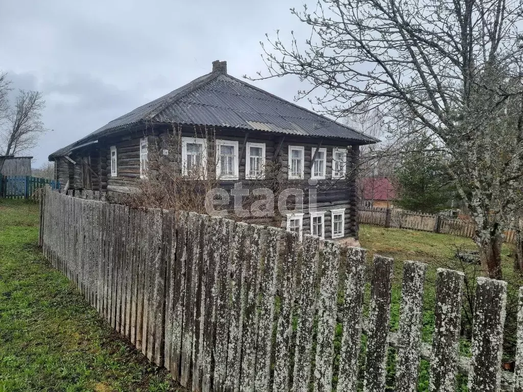 Дом в Вологодская область, Сокольский муниципальный округ, д. ... - Фото 1