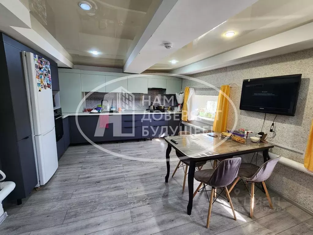 Дом в Пермский край, Чернушка ул. Фролова, 19 (100 м) - Фото 1