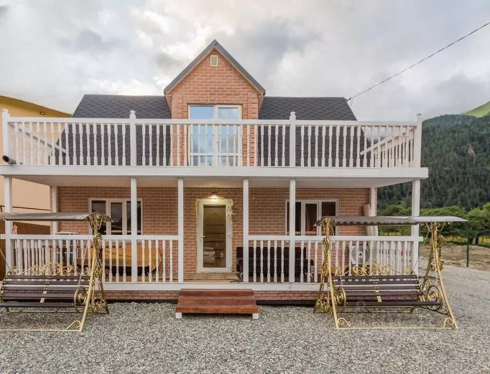 Дом в Карачаево-Черкесия, Зеленчукский район, с. Архыз ул. Алиева, 12В ... - Фото 2