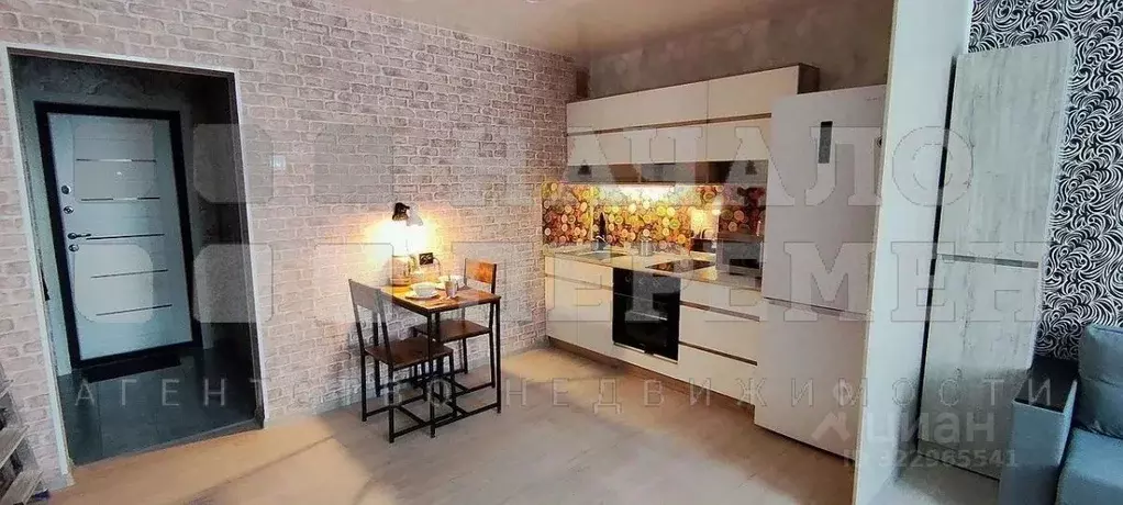 Студия Новосибирская область, Новосибирск ул. Плющихинская, 9 (33.0 м) - Фото 2