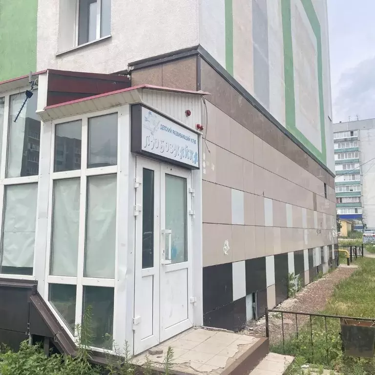 Помещение свободного назначения в Башкортостан, Стерлитамак ул. ... - Фото 0