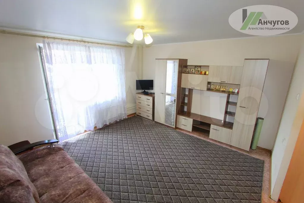 1-к. квартира, 40,6 м, 4/10 эт. - Фото 0