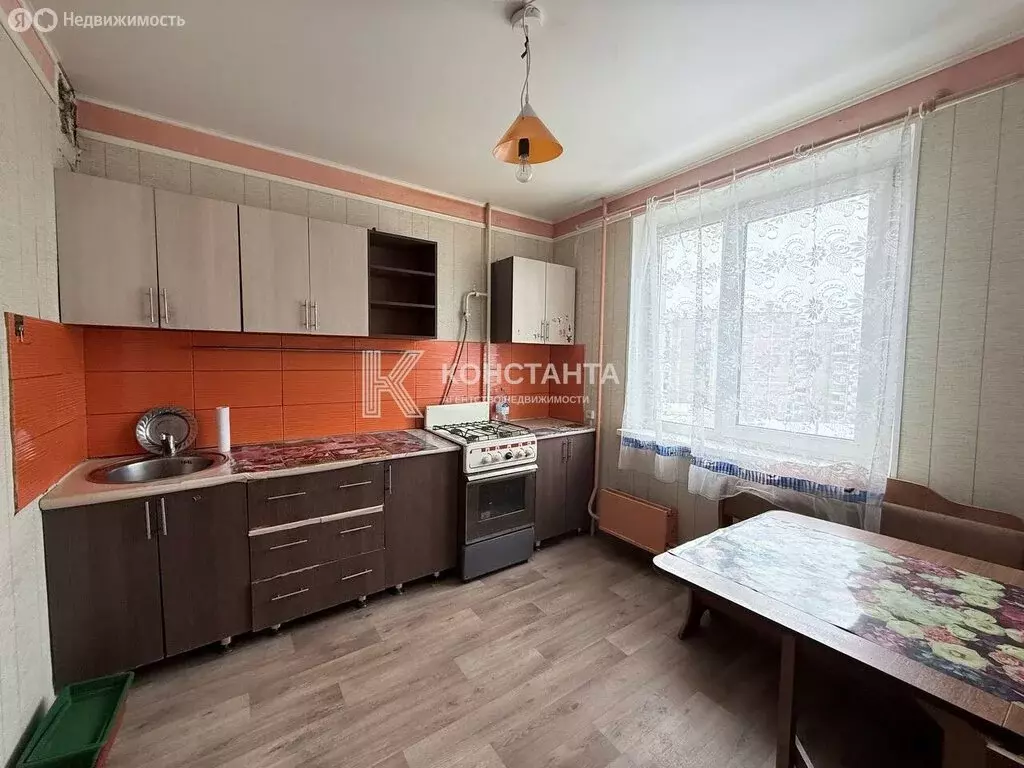 2-комнатная квартира: Миасс, улица Ветеранов, 13 (50 м) - Фото 1