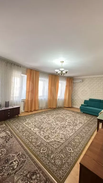 2-к. квартира, 73 м, 4/9 эт. - Фото 0