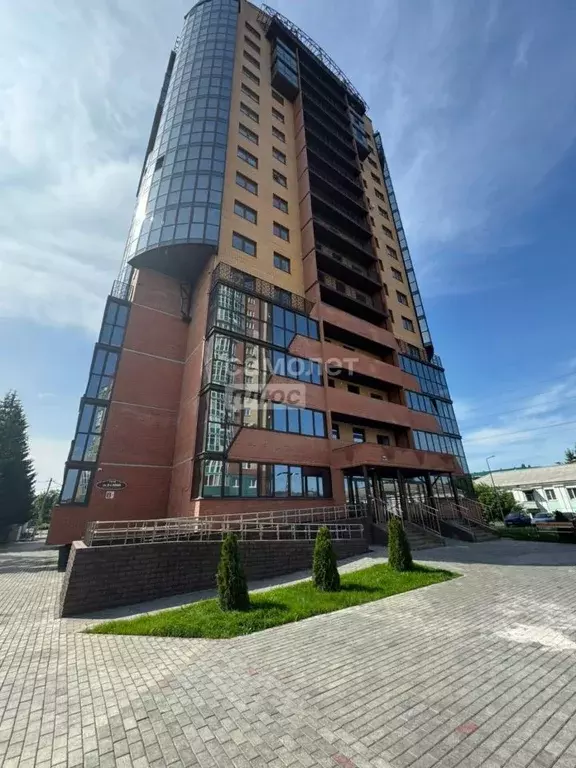 2-к кв. Омская область, Омск ул. 8-я Линия, 197А (61.5 м) - Фото 1