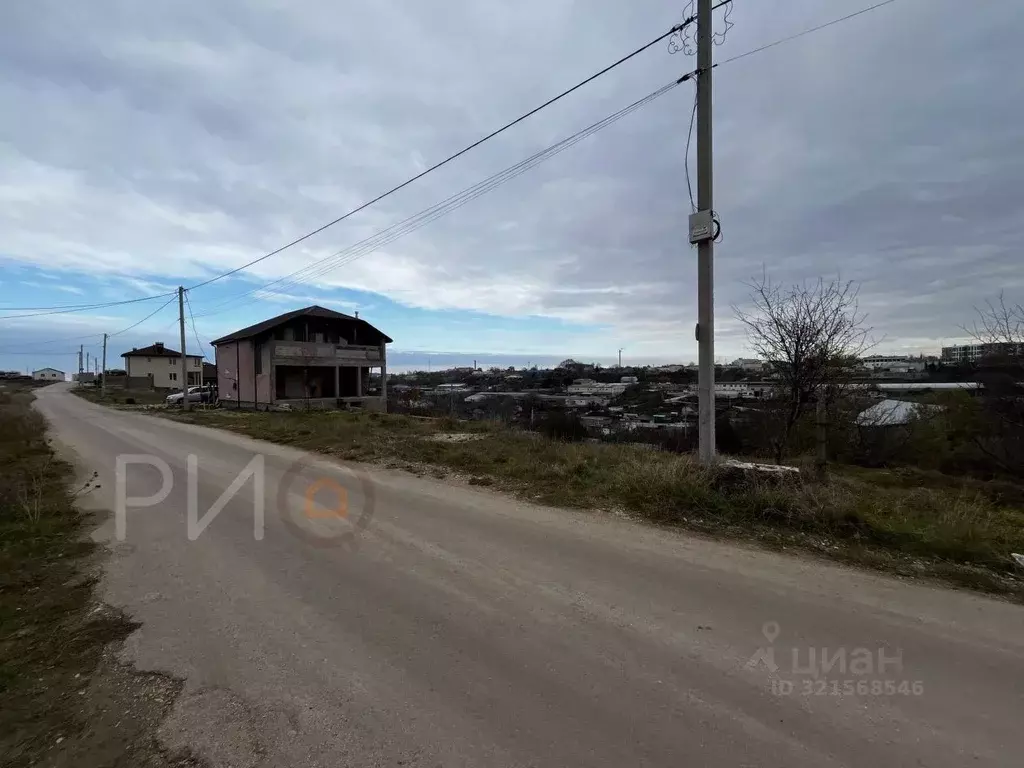 Участок в Севастополь ул. Парашютная, 3 (6.38 сот.) - Фото 0