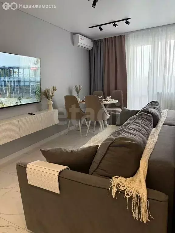 3-комнатная квартира: посёлок Западный, микрорайон Вишнёвая Горка, ... - Фото 1