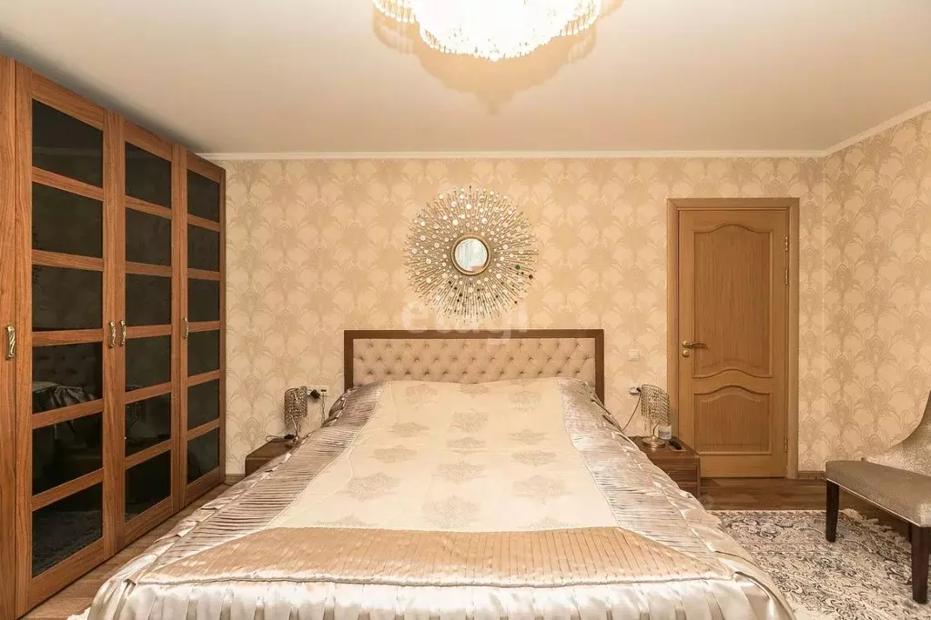 4-к кв. Тюменская область, Тюмень Северная ул., 3 (112.3 м) - Фото 0