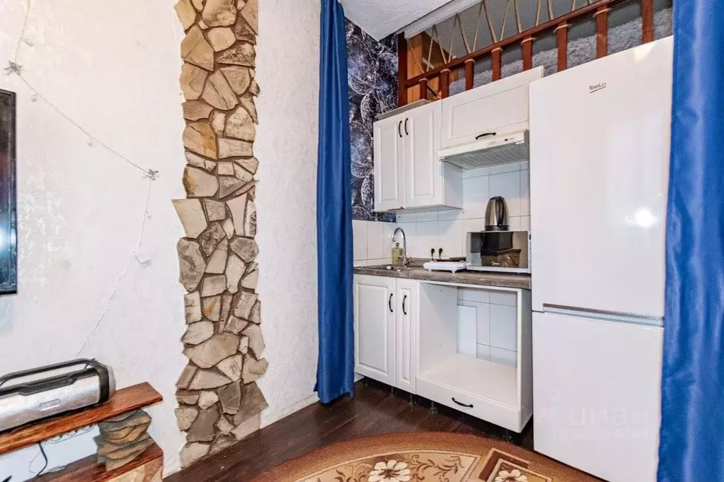 Студия Свердловская область, Екатеринбург пер. Суворовский, 3 (19.0 м) - Фото 0