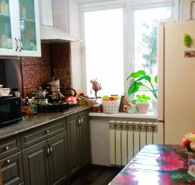 2-к кв. Краснодарский край, Темрюк ул. Ленина, 96 (44.0 м) - Фото 1