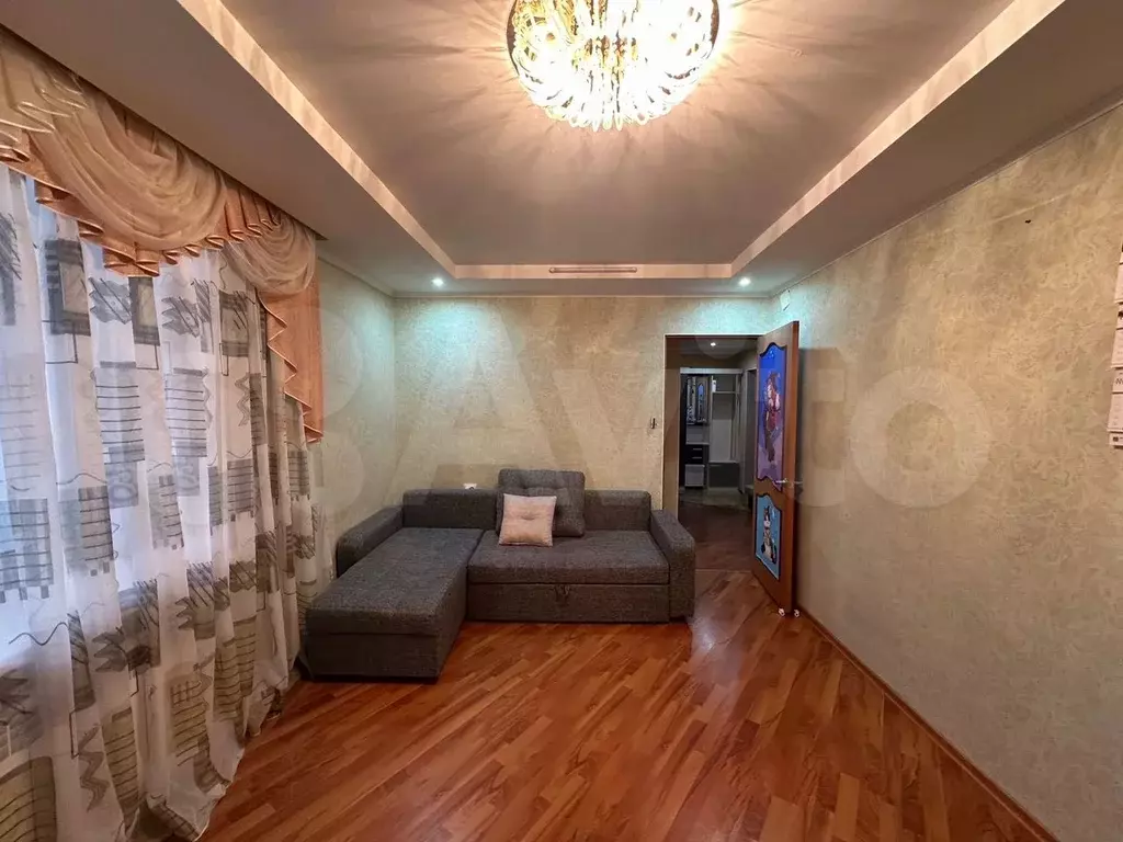 2-к. квартира, 60 м, 3/3 эт. - Фото 1