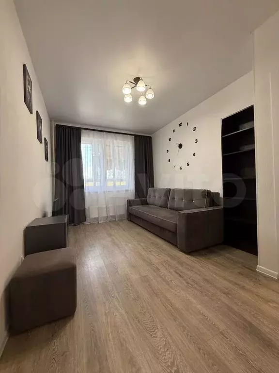 1-к. квартира, 31 м, 7/17 эт. - Фото 0