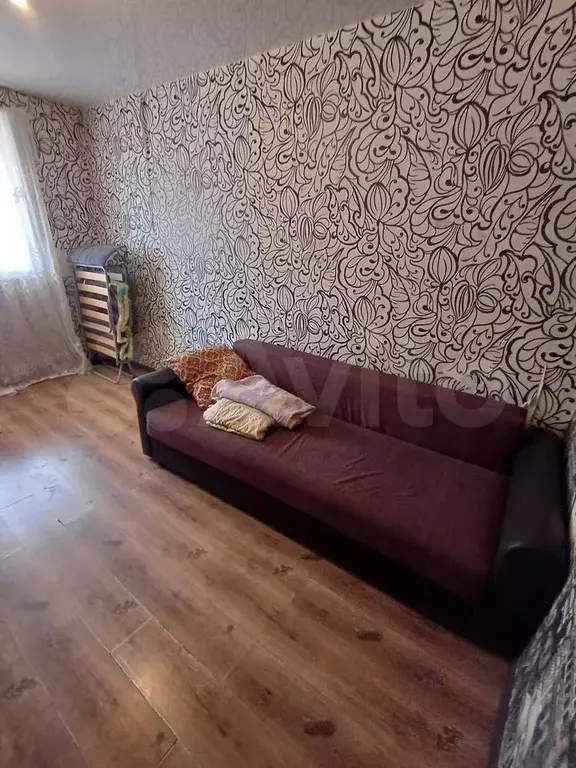 Комната 18 м в 3-к., 2/2 эт. - Фото 1