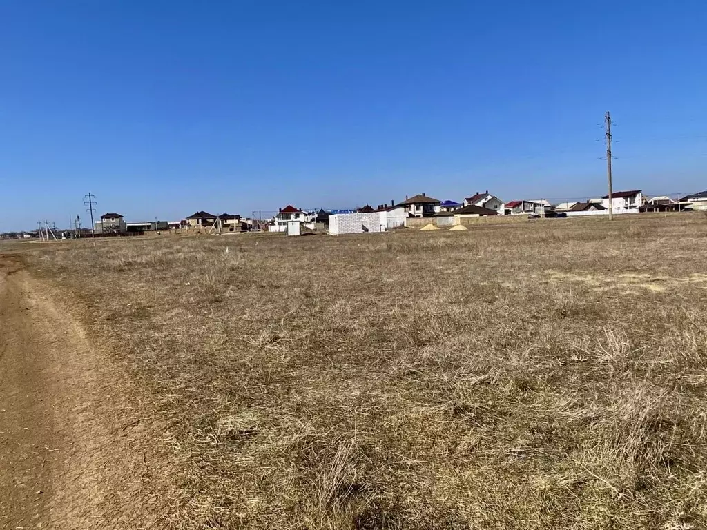 Участок в Крым, Сакский район, с. Уютное  (6.0 сот.) - Фото 1