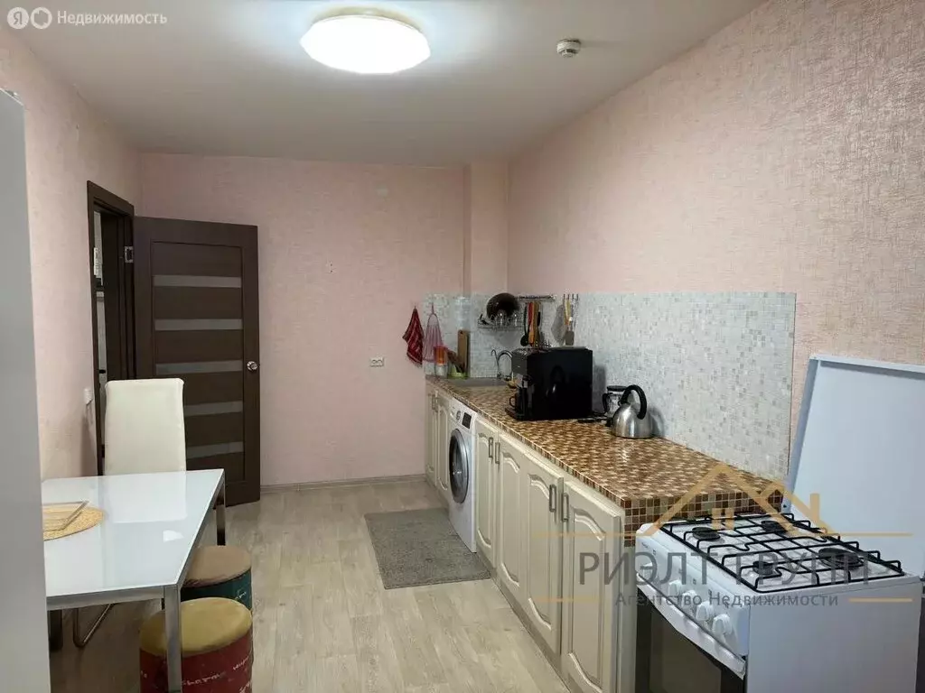 2-комнатная квартира: Казань, Кировский район, Приволжская улица, ... - Фото 2