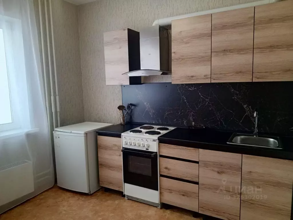 1-к кв. Красноярский край, Красноярск наб. Ярыгинская, 9 (40.0 м) - Фото 1