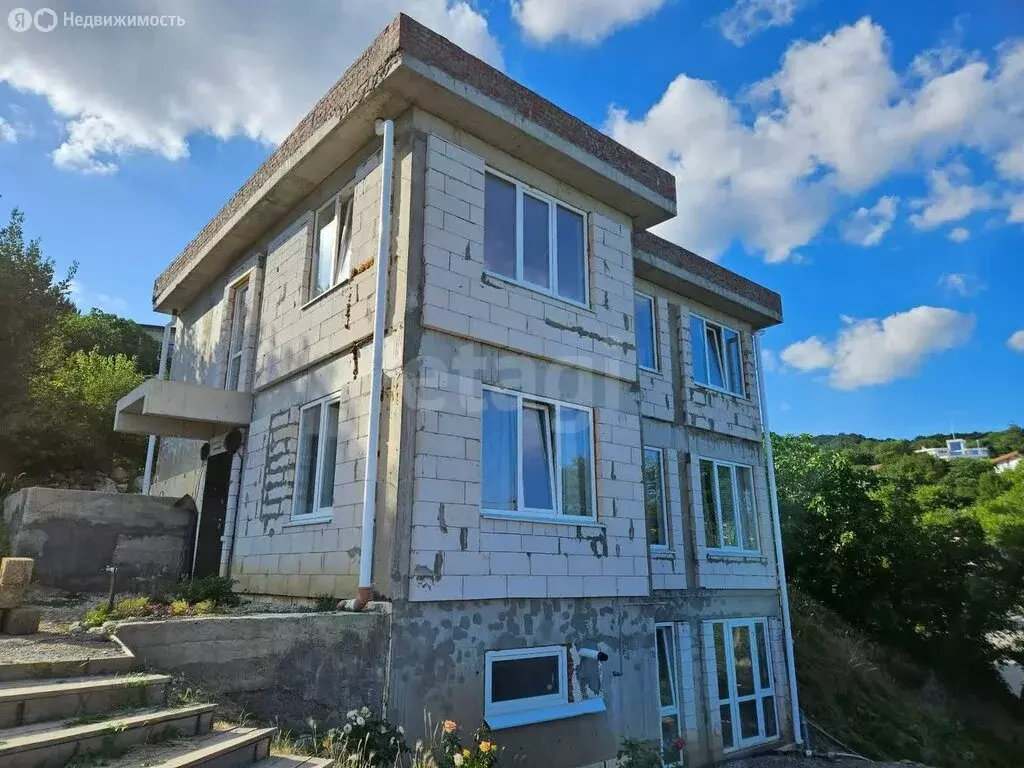 Дом в Краснокаменка, Центральная улица (263 м) - Фото 1
