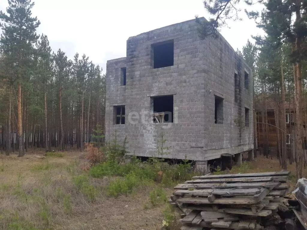 Дом в Якутск, ДСК Восход-1 (160 м) - Фото 1