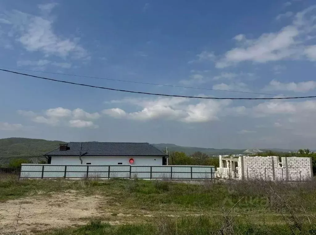 Участок в Краснодарский край, Новороссийск городской округ, с. ... - Фото 0