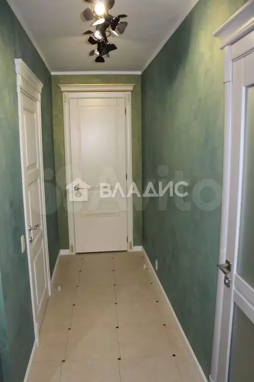 1-к. квартира, 52 м, 1/5 эт. - Фото 1