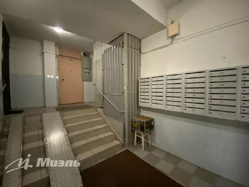 Продается 3-комнатная квартира - Фото 2