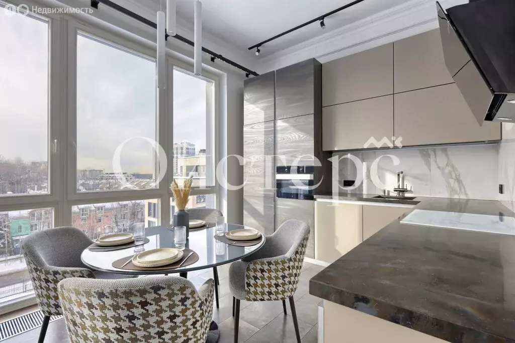 3-комнатная квартира: Санкт-Петербург, Нижне-Каменская улица, 7к1 ... - Фото 1