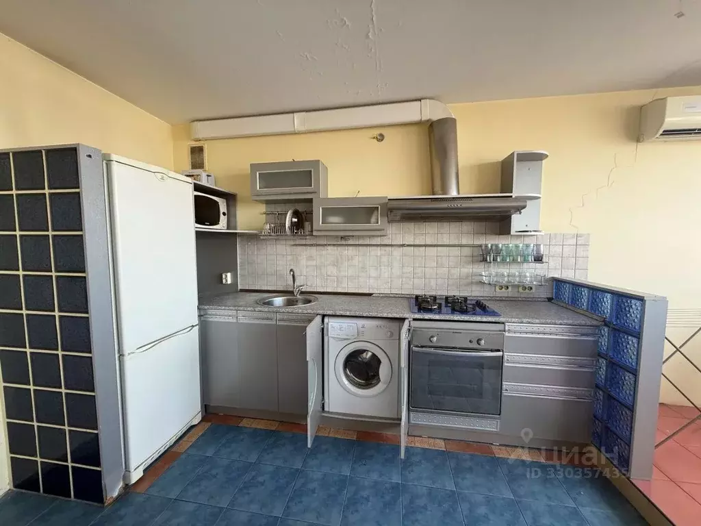2-к кв. Саратовская область, Саратов ул. Имени А.М. Горького, 25 (52.0 ... - Фото 2
