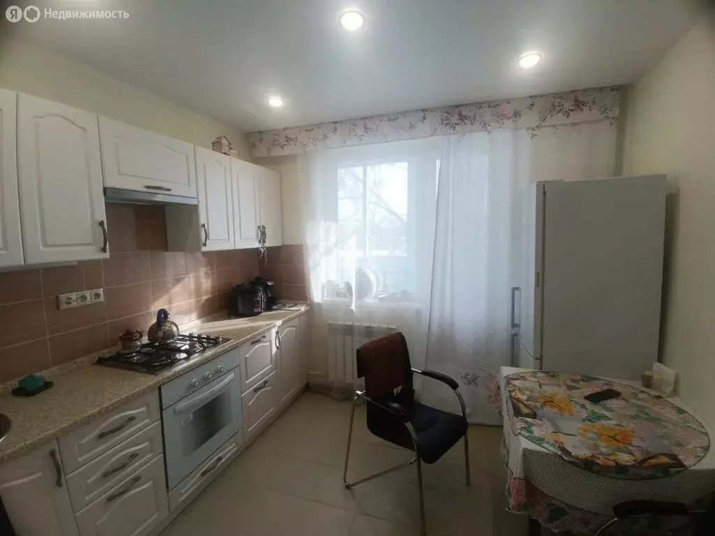 3-комнатная квартира: деревня Барабаново, улица Ленина, 4 (69 м) - Фото 2