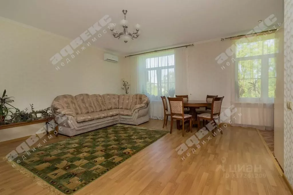 2-к кв. Санкт-Петербург Новолитовская ул., 5 (71.1 м) - Фото 0