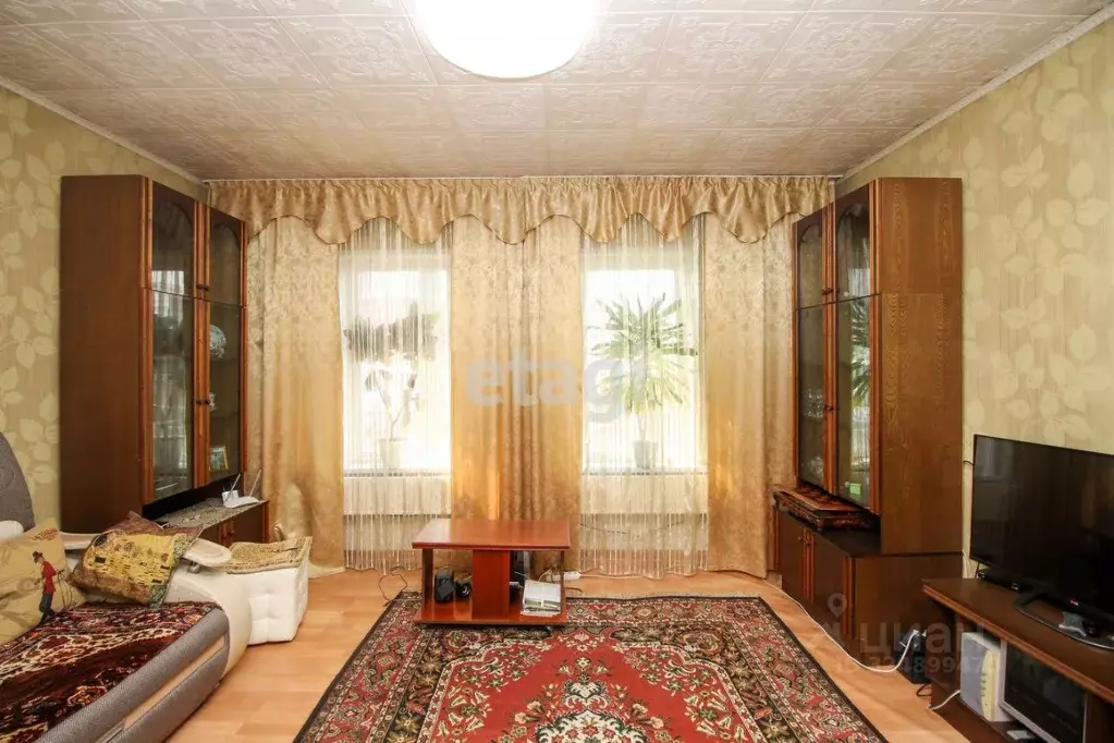 Дом в Красноярский край, Красноярск ул. Обороны, 8 (80 м) - Фото 1