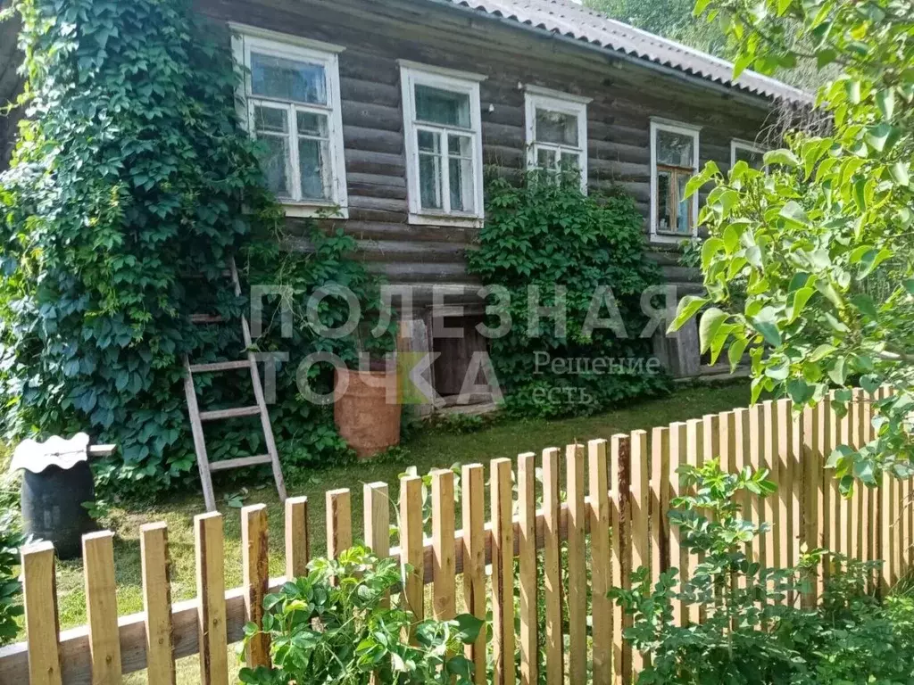 Дом в Новгородская область, Боровичский район, Опеченское с/пос, д. ... - Фото 1