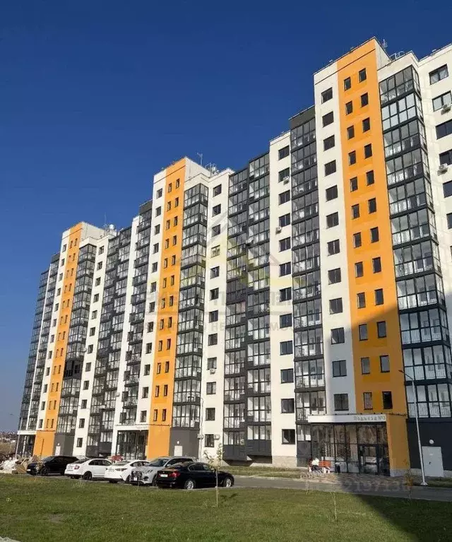 3-к кв. Белгородская область, Старый Оскол Степной мкр, 33Б (90.0 м) - Фото 0